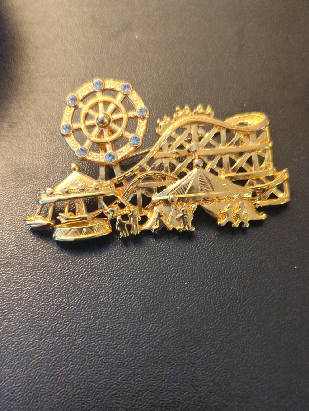 AJC Carnival Brooch - Ferris Wheel Spins